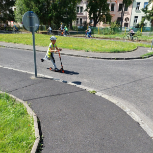 976868316752954.jpg